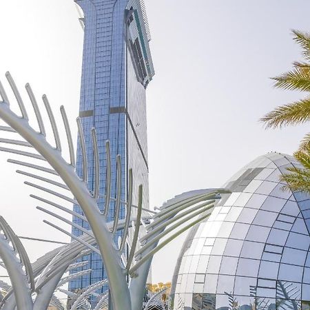 דובאי Ultra Luxury Palm Tower With Shared Hotel Facilities מראה חיצוני תמונה