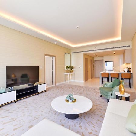 דובאי Ultra Luxury Palm Tower With Shared Hotel Facilities מראה חיצוני תמונה