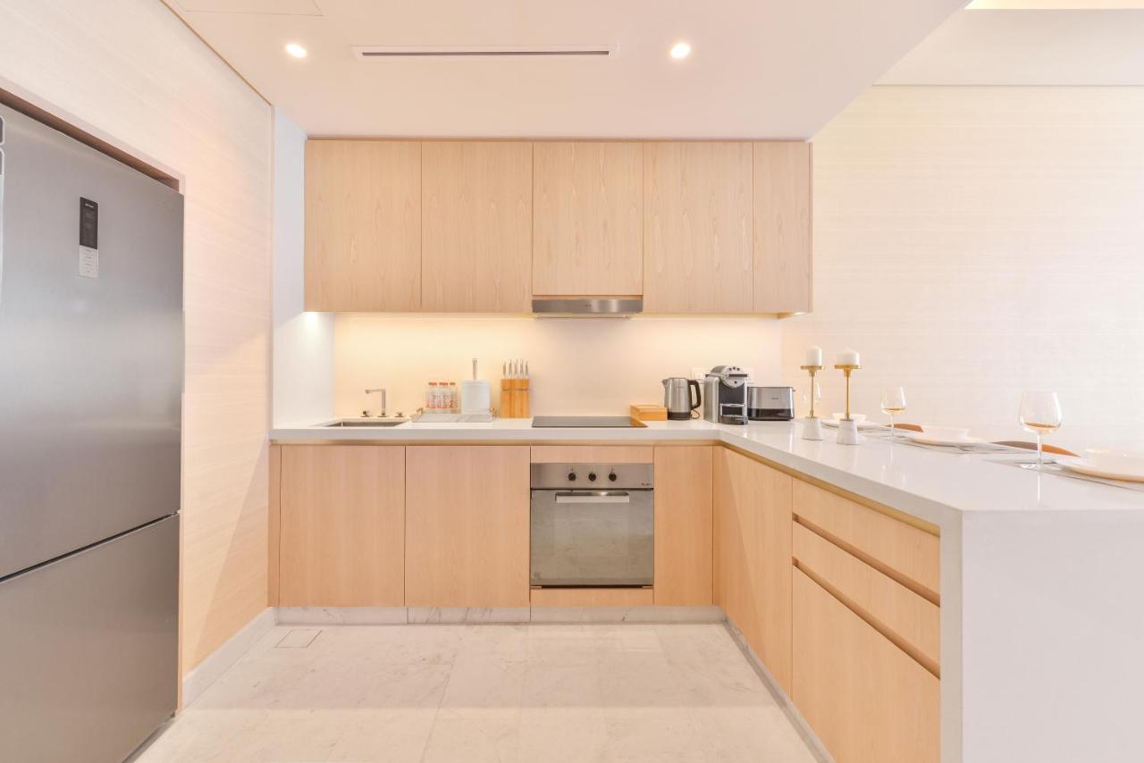 דובאי Ultra Luxury Palm Tower With Shared Hotel Facilities מראה חיצוני תמונה