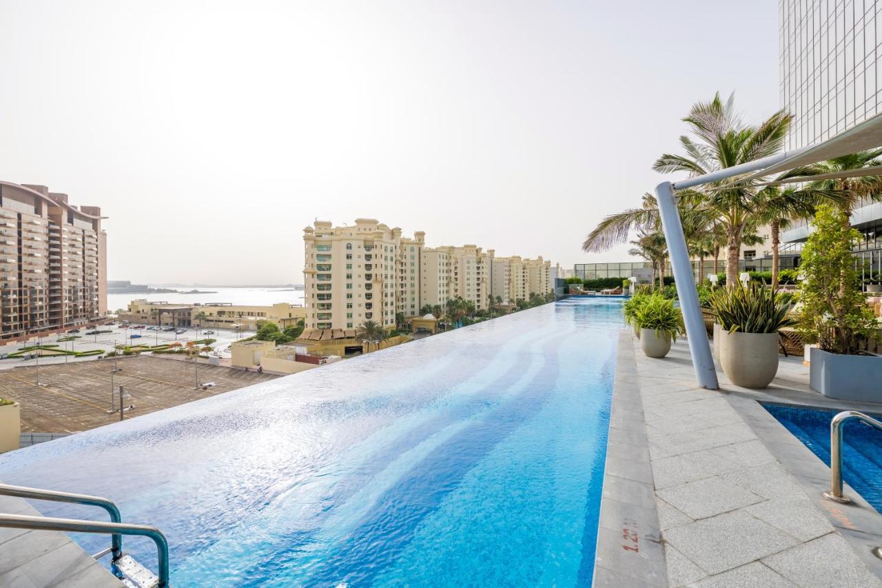 דובאי Ultra Luxury Palm Tower With Shared Hotel Facilities מראה חיצוני תמונה
